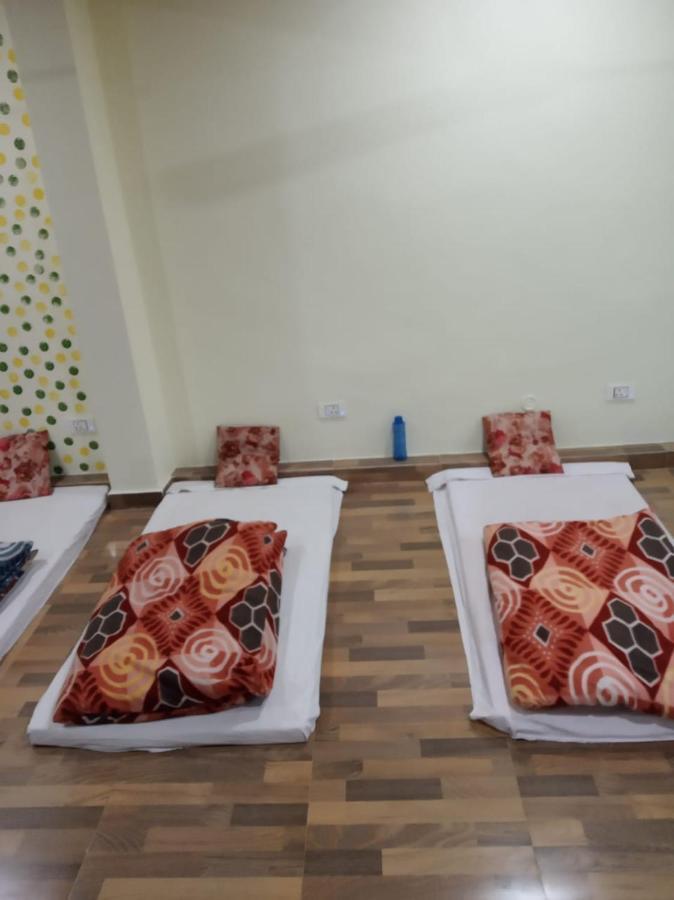 Triple1 Hostel & Homestay Rishīkesh Εξωτερικό φωτογραφία